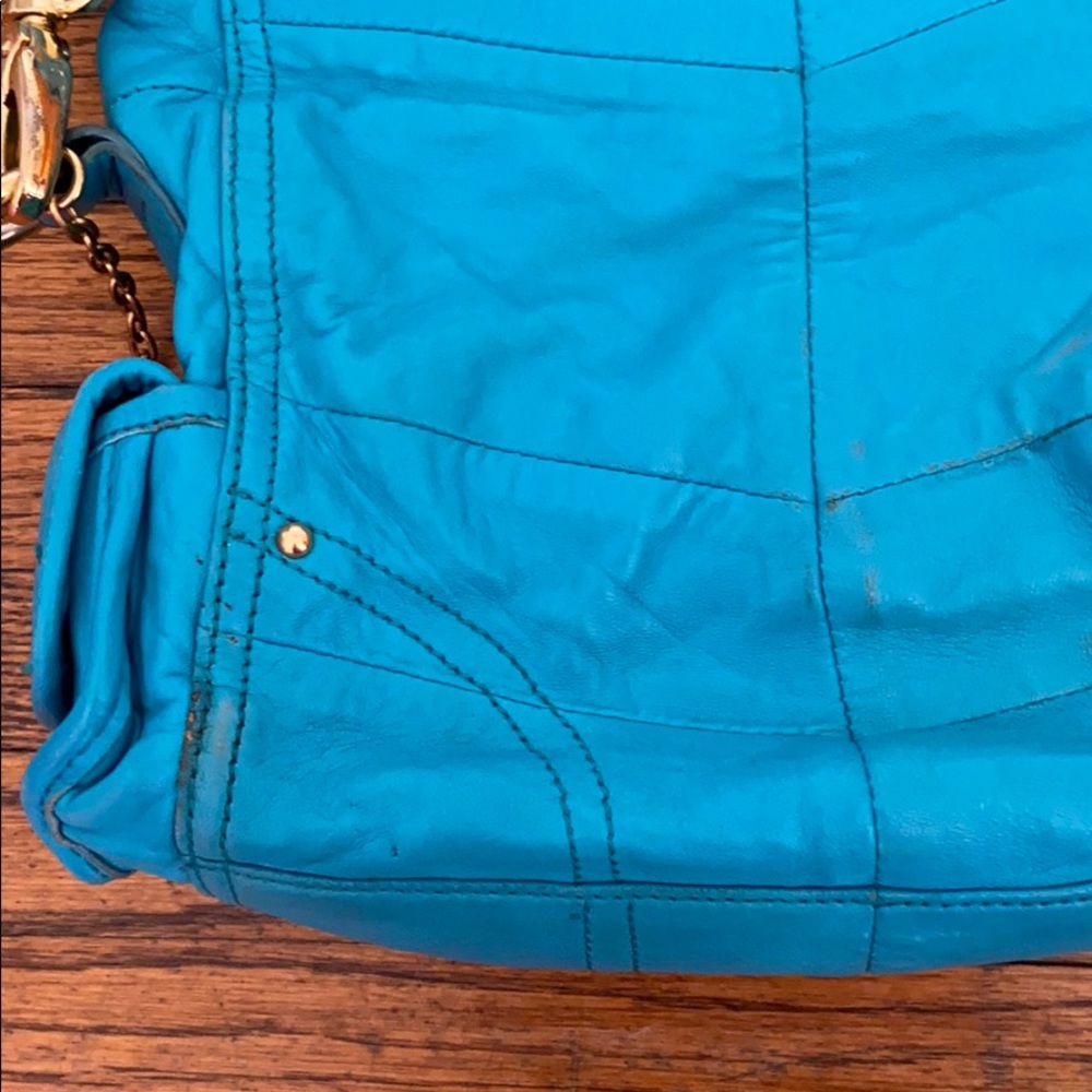 Rough Roses Leather Bag - Picture 4 of 7